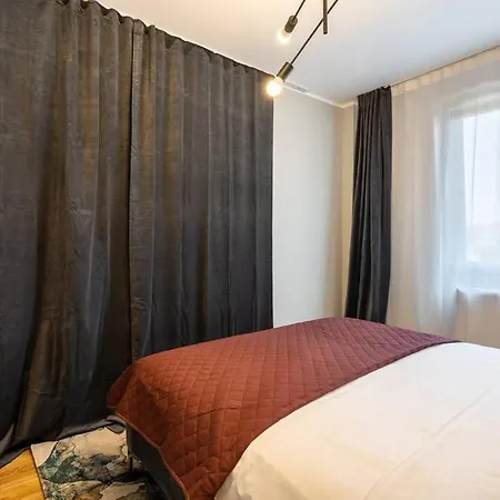 شقة Bright 2br Flat - Location - Amazing Balcony *